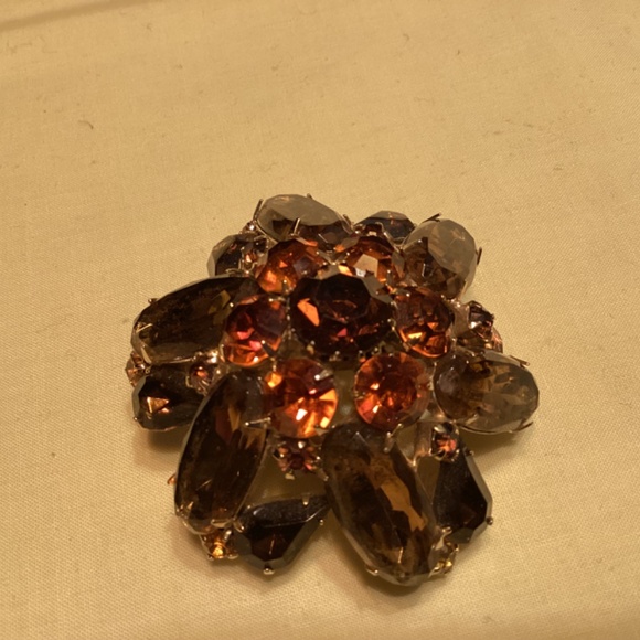 VINTAGE FABULOUS BROOCH MOMS COLLECTION. WEISS? JULIANA ?UNMARKED TREASURE - Picture 9 of 13